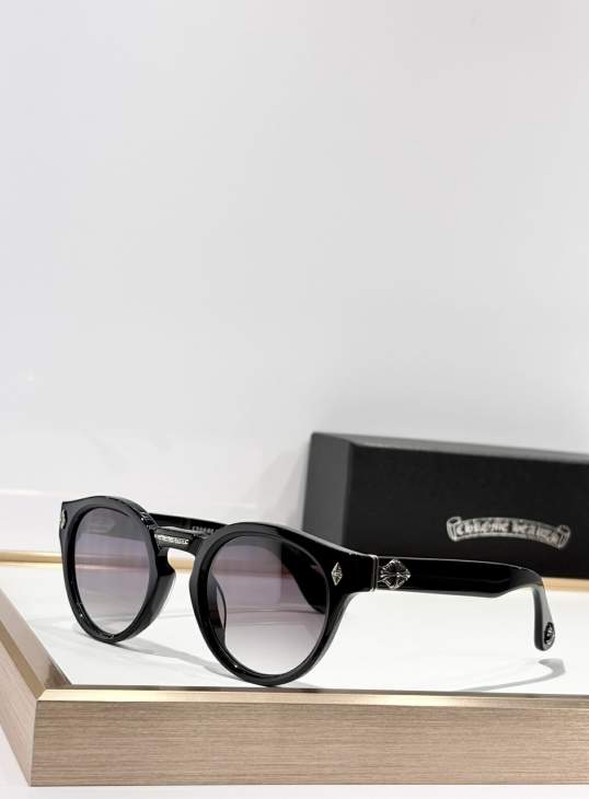 Picture of Chrome Hearts Sunglasses _SKUfw76324258fw